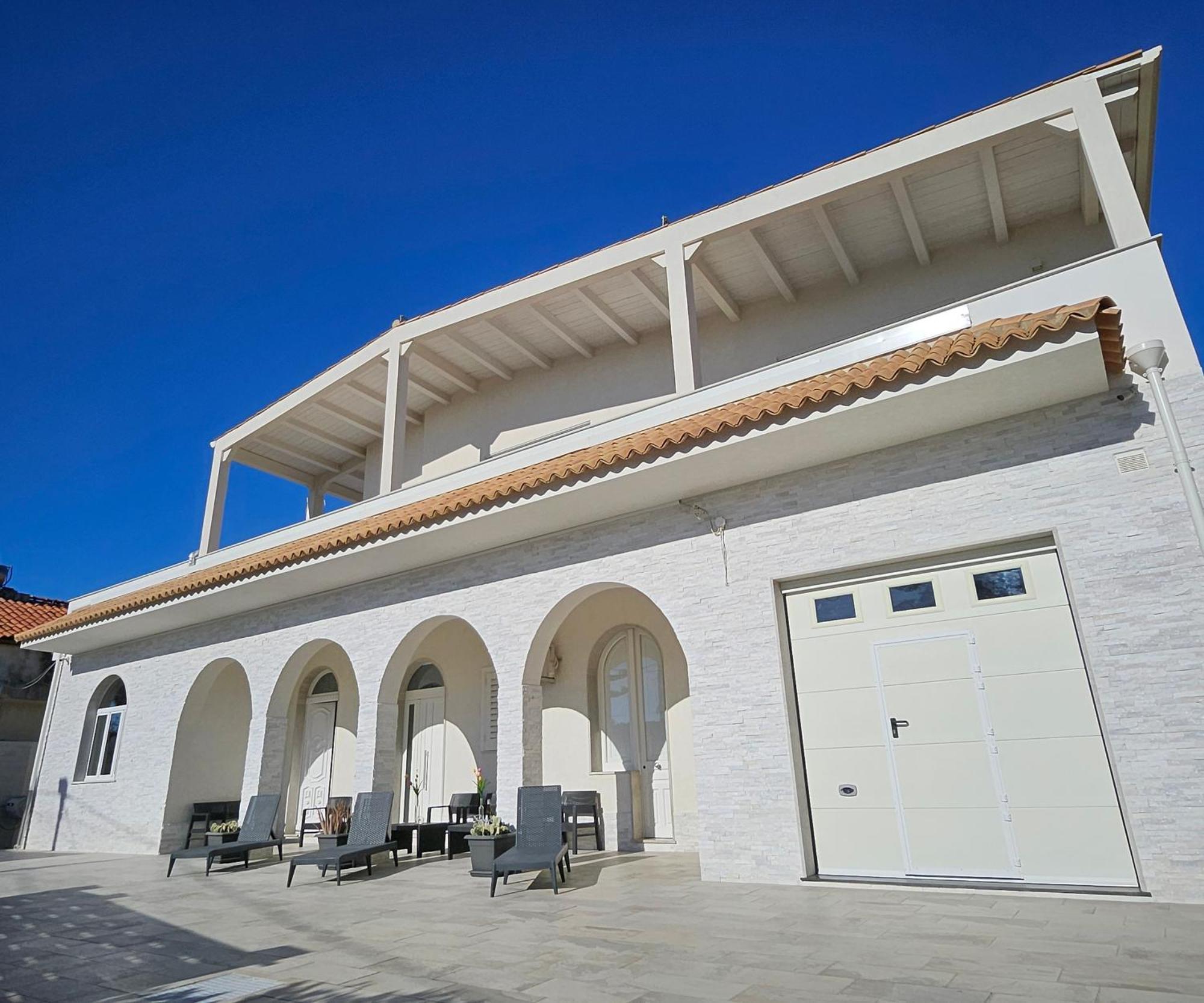 Villa Anny أفولا المظهر الخارجي الصورة